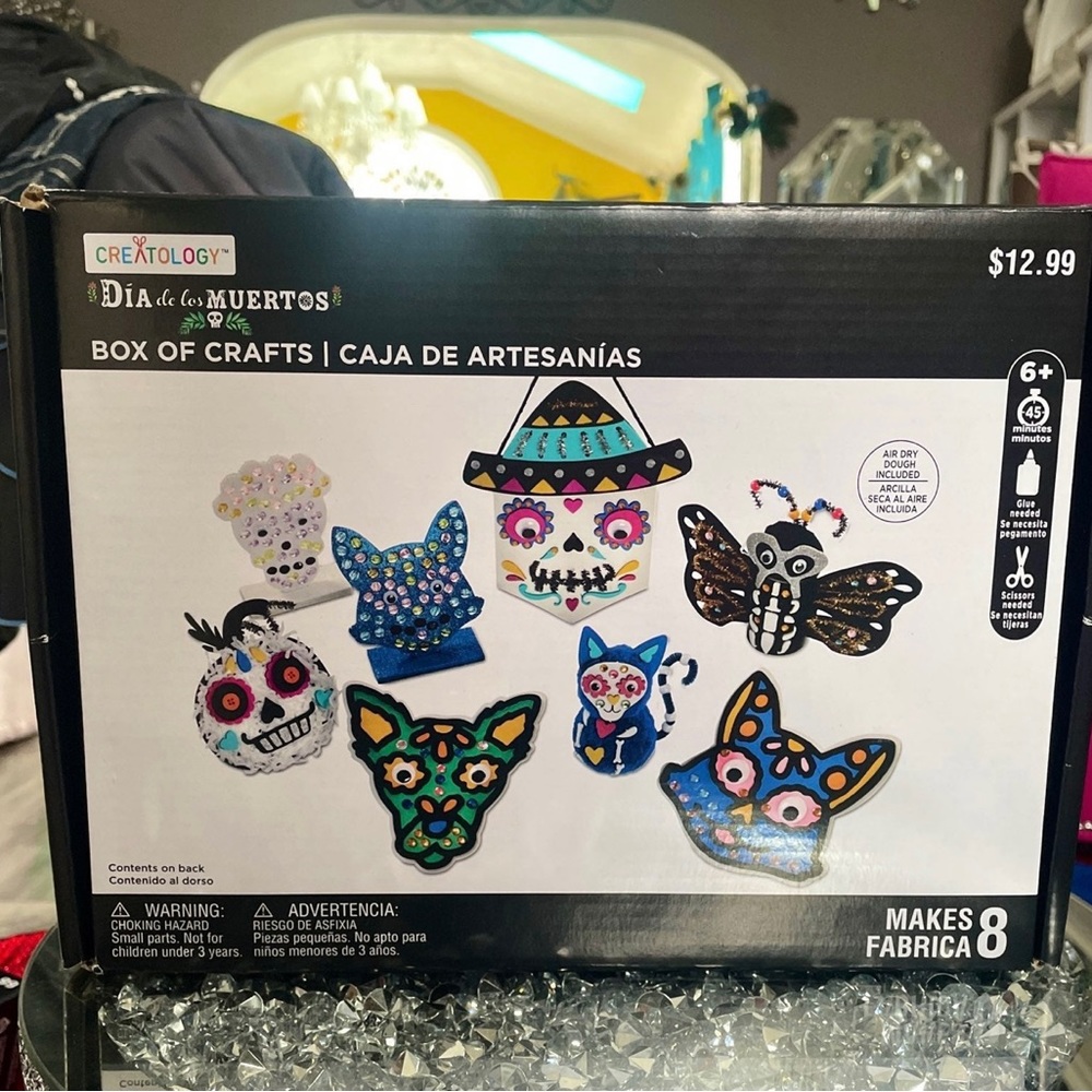 Creatology Dia De Los Muertos Box of Crafts